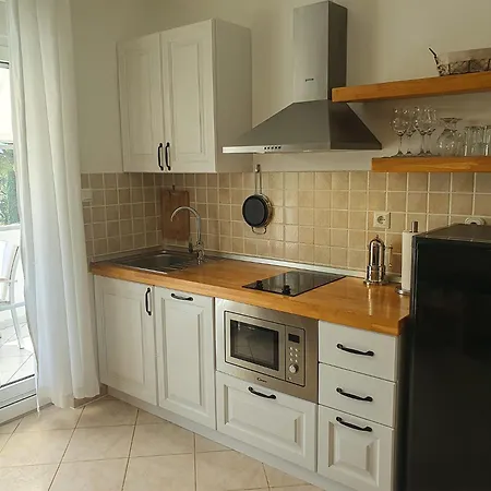 Lucija Apartment